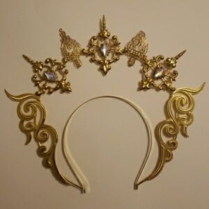 Elegant Bohemian Goddess Headpiece with Intricate Design - Women's